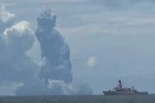 Gunung Anak Krakatau...