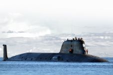 Kapal Selam Rusia Kebakaran,...