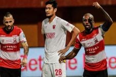 Gulung PSM Makassar,...