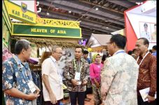 Kerajinan Limbah Kayu...
