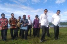 Jokowi Tekankan Pembangunan...