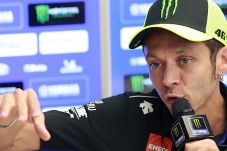 Karena Sulit, Rossi...