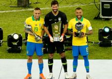 Pemain Brasil Borong...