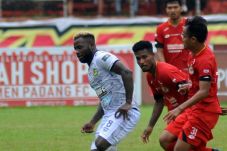 Permalukan Semen Padang,...
