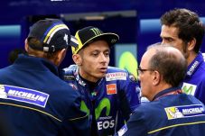 Rossi Bicara Pensiun...
