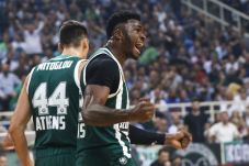 Thanasis Antetokounmpo...