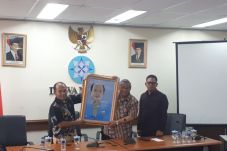 IJTI Anugerahkan Penghargaan...