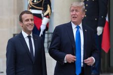 Lewat Telepon, Trump-Macron...