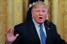 Trump Sebut Dubes Inggris...