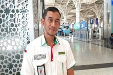 Didorong Angin, Pesawat...