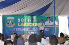 Gubernur Wahidin Halim...