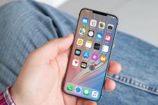 Apple iPhone 2020 Sapa...