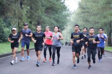 Gelar Half Marathon,...