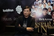 Konser di Surabaya,...