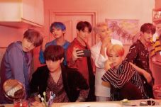 BTS Pecahkan Rekor 17...