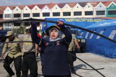 Relokasi Pencari Suaka,...