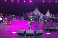 Konser Musik Spesial...