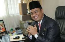 Urus Perizinan Sendiri...