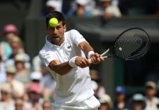 Djokovic Melenggang...
