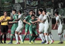 Elang Jawa Cetak Comeback...