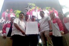 Milenial Jokowi dan...