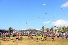 Festival Layangan untuk...