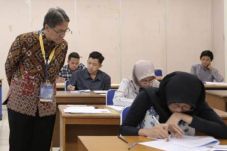 Ujian Tulis Masuk UGM...