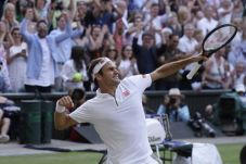 Mau Kalahkan Djokovic?...