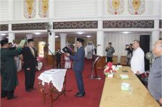 Gubernur Irwan Prayitno...