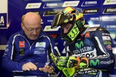 Rossi Didesak Berani...