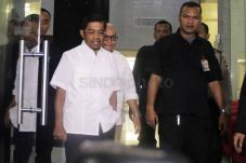 KPK Pecat Tidak Hormat...