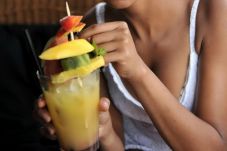 Konsumsi Minuman Manis,...