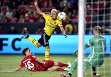 Bayern Muenchen Kandas...