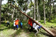 Kejar RE 100% di Halmahera...