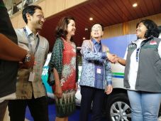 Astra-Go-Jek Luncurkan...