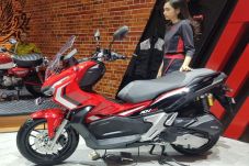 Datangkan Skutik Adventure,...