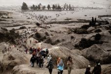 Masyarakat Tengger Serakan...