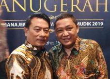 Pelindo III Raih Penghargaan...