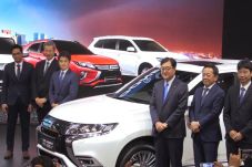 Mitsubishi Tawarkan...