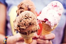 Hari Es Krim Sedunia,...