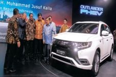 Mitsubishi Outlander...