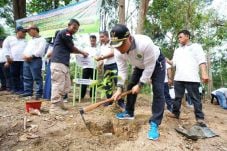 Fasha Bangga Taman Hutan...