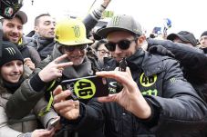 Rossi Harus Tahu Tanda-tanda...