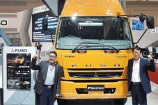 Kembangkan Truk, Mitsubishi...