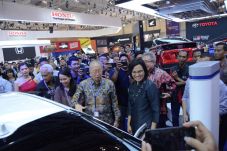 Mampir ke GIIAS 2019,...
