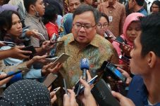 Target Ekonomi RI Lima...