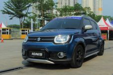 Menempel All New Ertiga,...