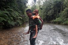Anggota TNI di Kampar...