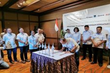 Holding Industri Pertambangan...