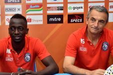 Arema : Minus Tiga Pemain,...
